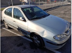 renault megane i fase 2 berlina (ba0) del año 1999