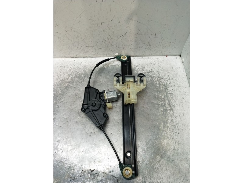 Recambio de elevalunas trasero izquierdo para audi a3 sportback (8ya, 8yf) 35 tdi referencia OEM IAM 8Y0839461 E04194100 5P