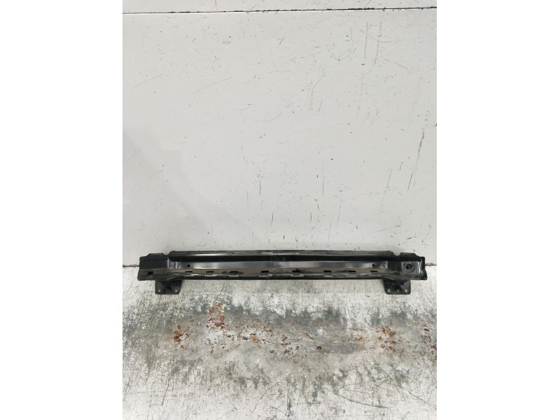 Recambio de refuerzo paragolpes trasero para audi a3 sportback (8ya, 8yf) 35 tdi referencia OEM IAM   