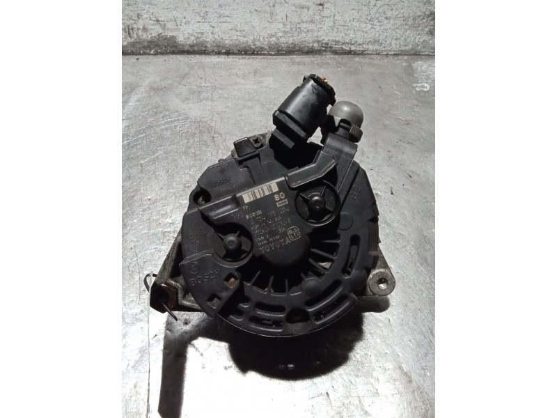 Recambio de alternador para toyota avensis (_t25_) 1.8 (zzt251_) referencia OEM IAM 270600D030  