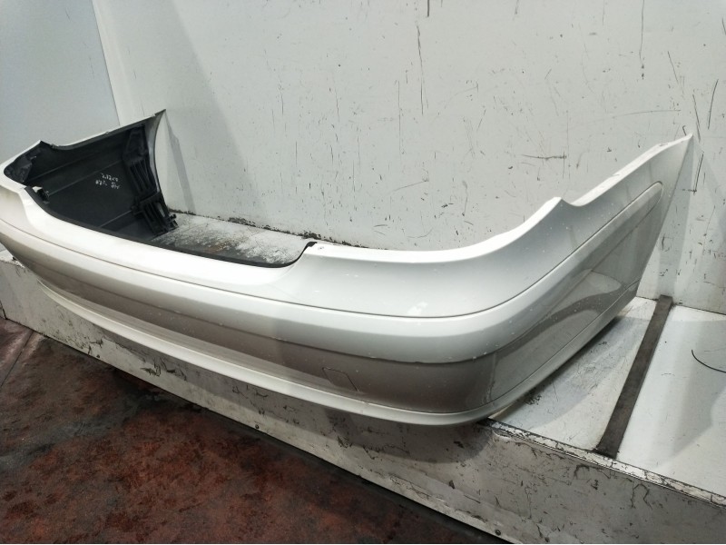 Recambio de paragolpes trasero para mercedes-benz clase e (w211) e 220 cdi (211.006) referencia OEM IAM   