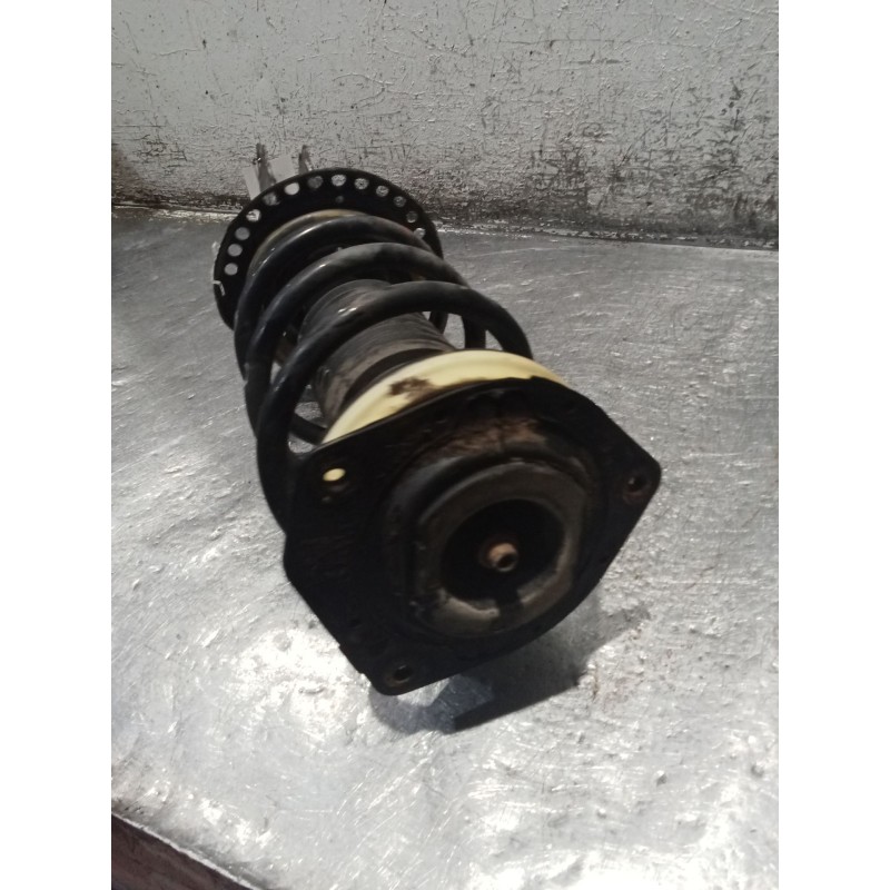 Recambio de amortiguador delantero derecho para renault kangoo / grand kangoo ii (kw0/1_) 1.5 dci 90 (kw05, kw08, kw0g, kw11) re