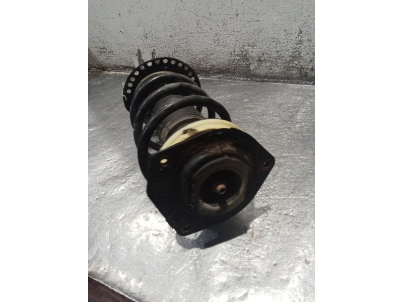 Recambio de amortiguador delantero derecho para renault kangoo / grand kangoo ii (kw0/1_) 1.5 dci 90 (kw05, kw08, kw0g, kw11) re