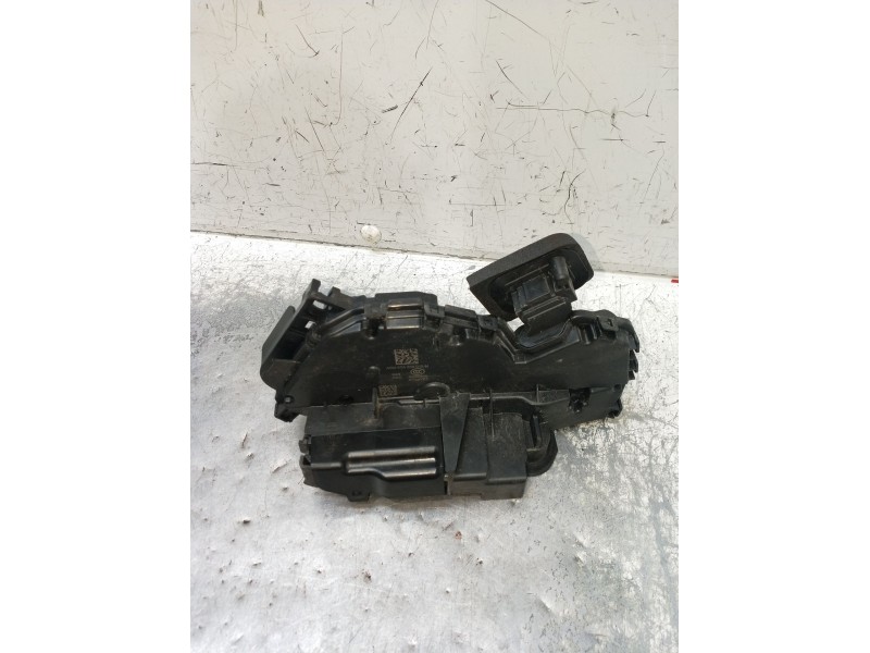 Recambio de motor cierre centralizado trasero izquierdo para audi a3 sportback (8ya, 8yf) 35 tdi referencia OEM IAM A5M5TA839015