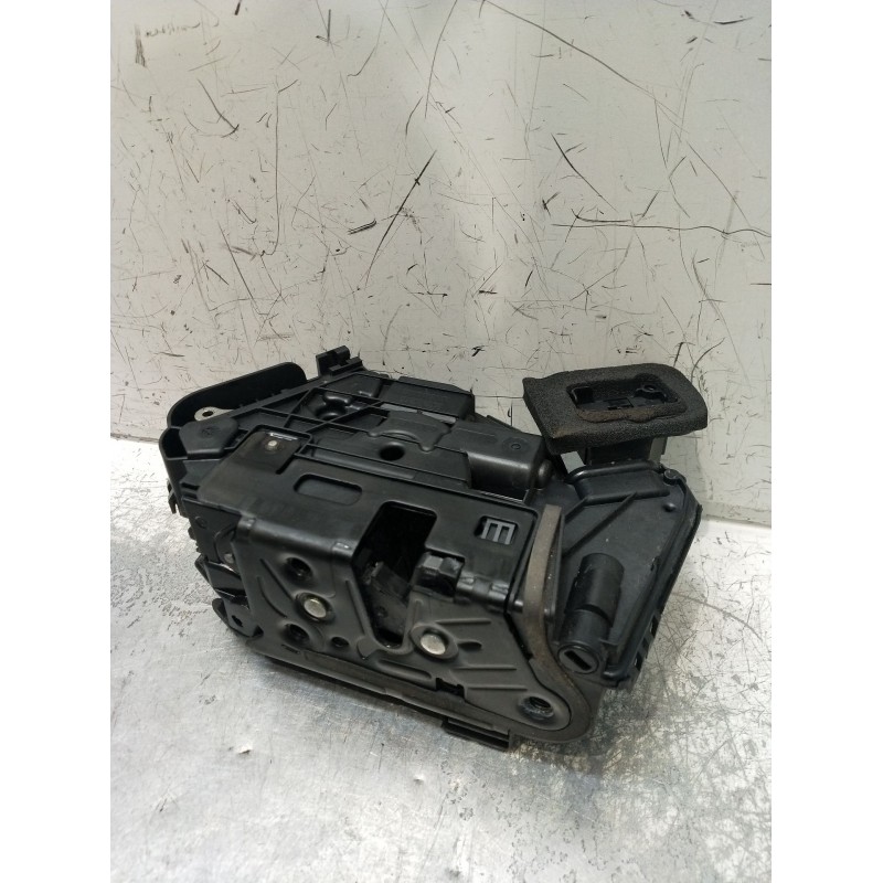 Recambio de motor cierre centralizado delantero izquierdo para audi a3 sportback (8ya, 8yf) 35 tdi referencia OEM IAM B6C5TB8370