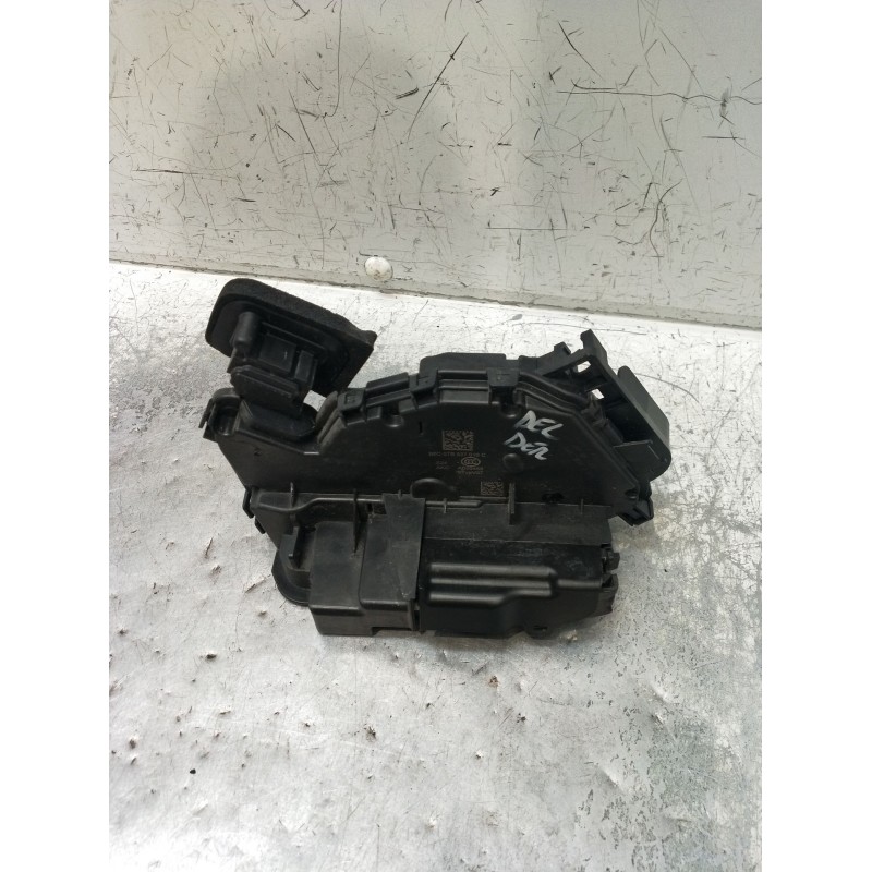 Recambio de motor cierre centralizado delantero izquierdo para audi a3 sportback (8ya, 8yf) 35 tdi referencia OEM IAM B6C5TB8370