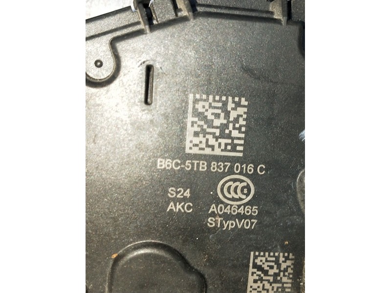 Recambio de motor cierre centralizado delantero izquierdo para audi a3 sportback (8ya, 8yf) 35 tdi referencia OEM IAM B6C5TB8370