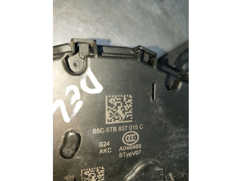 Recambio de motor cierre centralizado delantero izquierdo para audi a3 sportback (8ya, 8yf) 35 tdi referencia OEM IAM B5C5TB8370