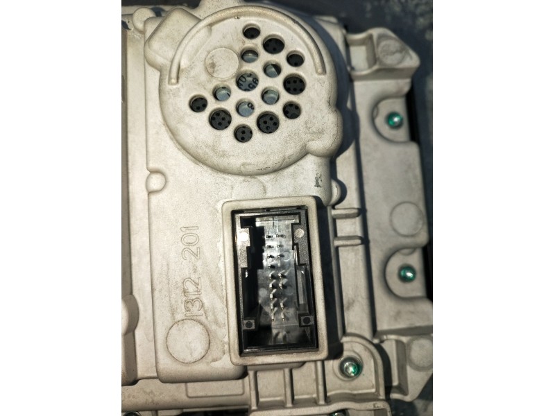 Recambio de cuadro instrumentos para audi a3 sportback (8ya, 8yf) 35 tdi referencia OEM IAM 8Y0920700A  