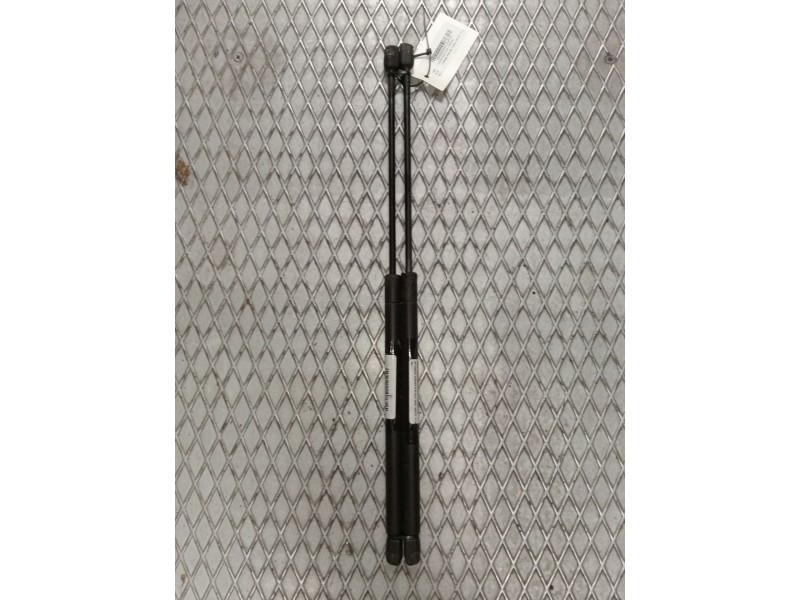 Recambio de amortiguadores maletero / porton para mitsubishi carisma berlina 5 (da0) 1900 di-d elegance referencia OEM IAM   