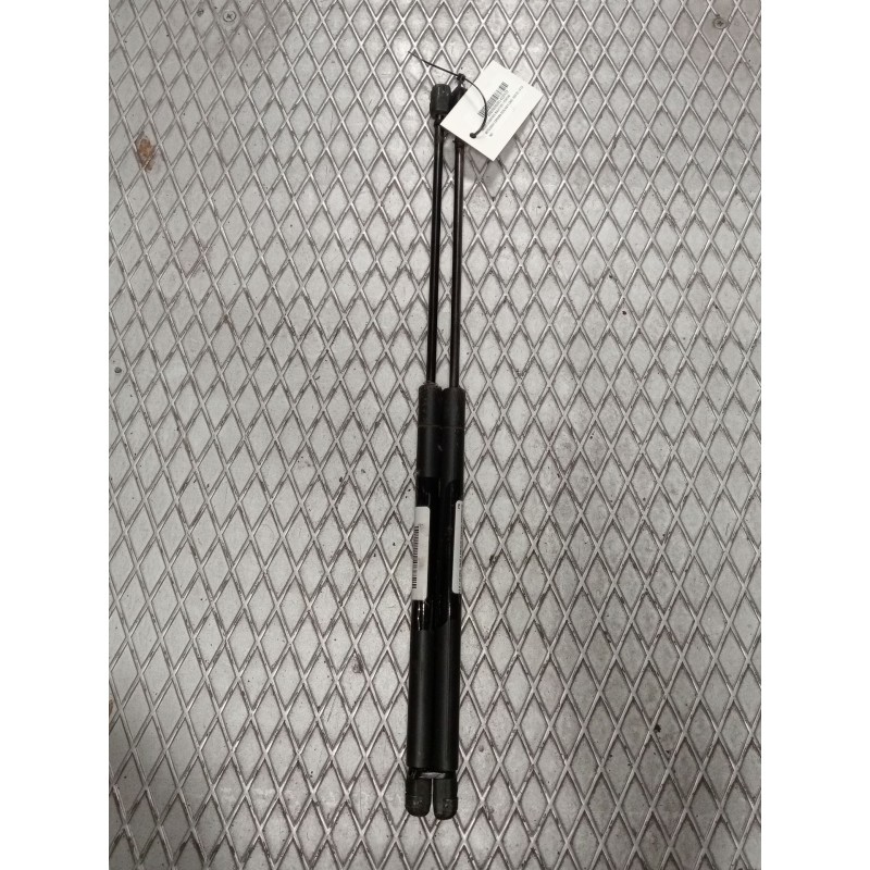 Recambio de amortiguadores maletero / porton para mitsubishi carisma berlina 5 (da0) 1900 di-d elegance referencia OEM IAM   