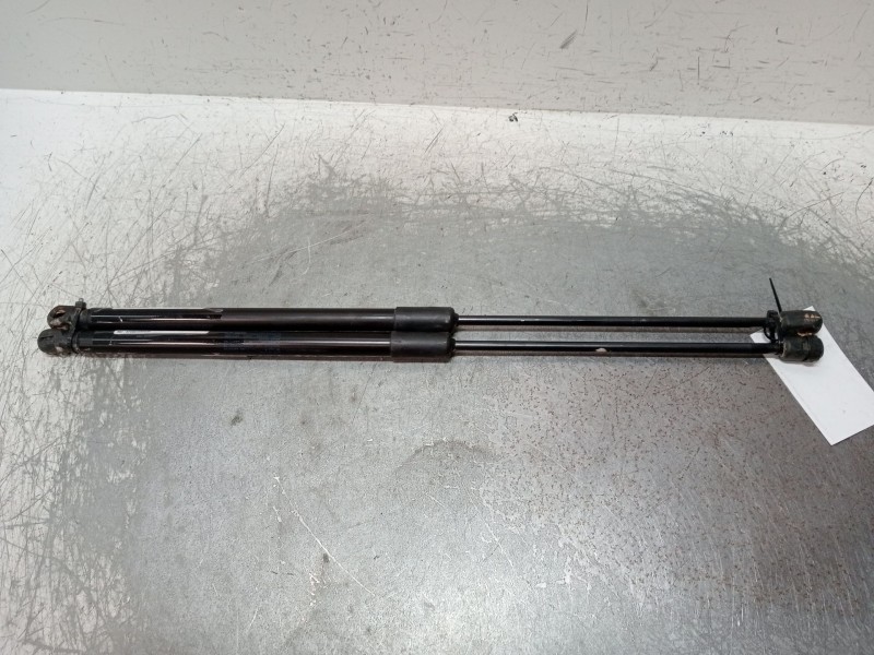 Recambio de amortiguadores maletero / porton para seat ibiza (kj1) style referencia OEM IAM 6F082755003S  