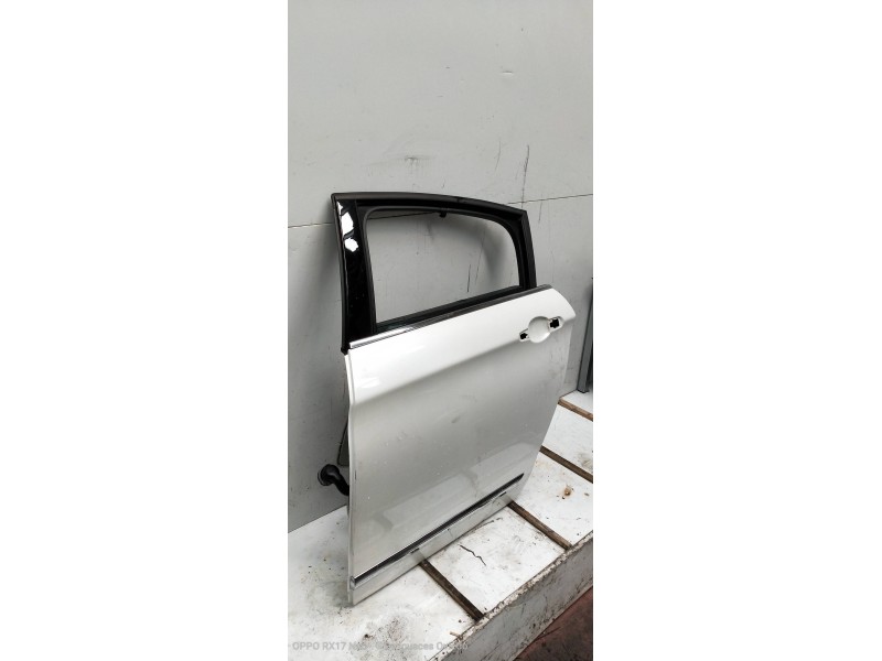 Recambio de puerta trasera izquierda para citroen c5 berlina exclusive referencia OEM IAM   