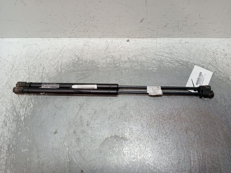 Recambio de amortiguadores maletero / porton para nissan almera tino (v10m) básico referencia OEM IAM   