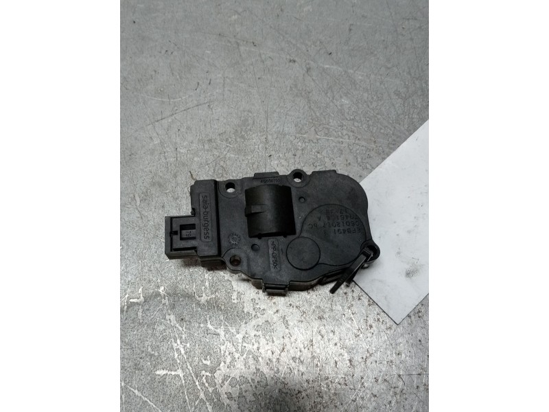 Recambio de motor apertura trampillas climatizador para bmw serie 3 lim. (f30) 318d m sport referencia OEM IAM T946104A  