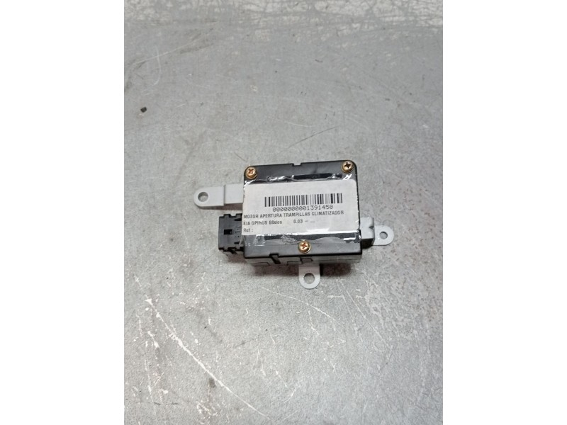 Recambio de motor apertura trampillas climatizador para kia opirus básico referencia OEM IAM   