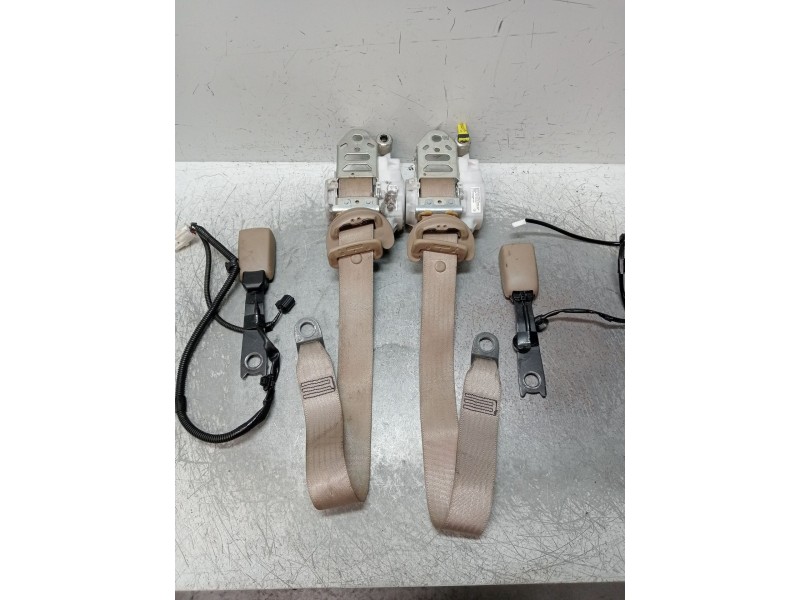 Recambio de juego cinturones delantero para toyota rav 4 (a3) 2.2 d-4d cat referencia OEM IAM   