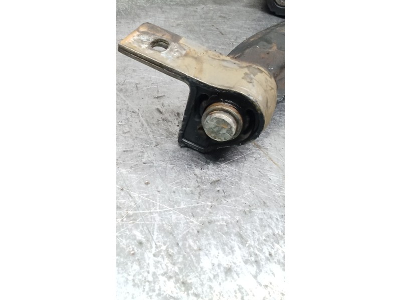 Recambio de brazo suspension inferior delantero derecho para citroën xsara (n1) 1.9 d referencia OEM IAM   