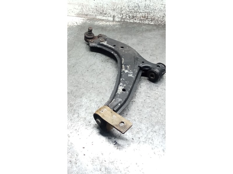Recambio de brazo suspension inferior delantero izquierdo para citroën xsara (n1) 1.9 d referencia OEM IAM   
