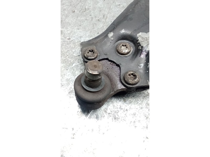 Recambio de brazo suspension inferior delantero izquierdo para citroën xsara (n1) 1.9 d referencia OEM IAM   