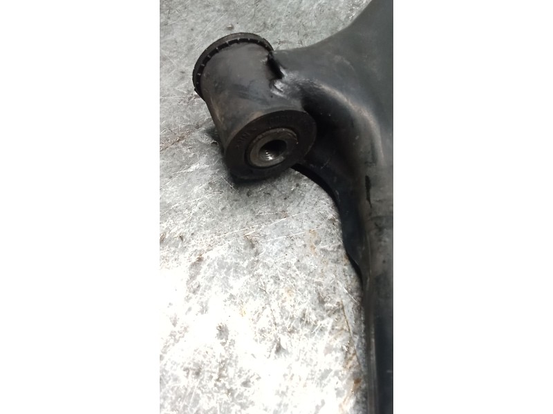 Recambio de brazo suspension inferior delantero derecho para renault modus / grand modus (f/jp0_) 1.2 (jp0c, jp0k, fp0c, fp0k, f