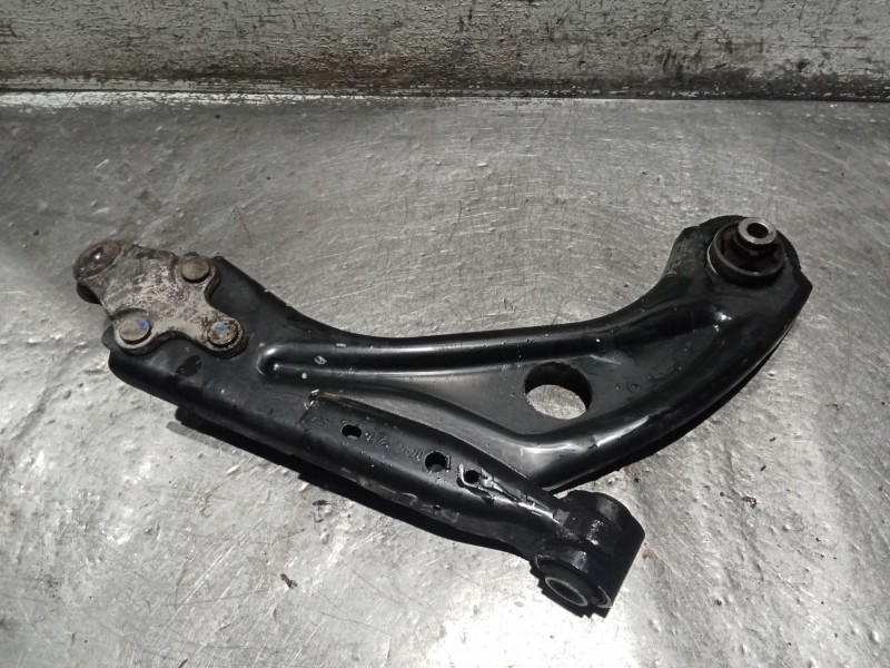 Recambio de brazo suspension inferior delantero izquierdo para peugeot 3008 ii suv (mc_, mr_, mj_, m4_) 1.5 bluehdi 130 referenc