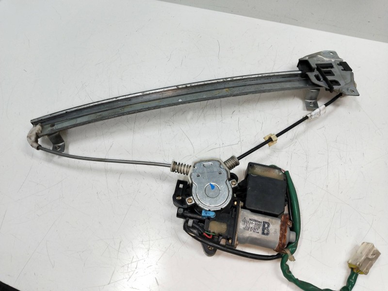 Recambio de elevalunas delantero derecho para mitsubishi galant berlina (ea0) 2.0 cat referencia OEM IAM MR280666 0620200093 4P