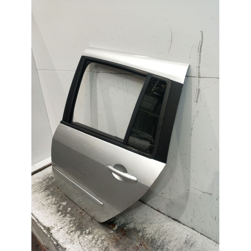 Recambio de puerta trasera izquierda para renault modus / grand modus (f/jp0_) 1.2 (jp0c, jp0k, fp0c, fp0k, fp0p, jp0p, jp0t) re