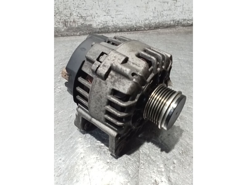 Recambio de alternador para renault laguna ii (bg0/1_) 1.8 16v (bg0b, bg0c, bg0j, bg0m, bg0v) referencia OEM IAM 8200112065  