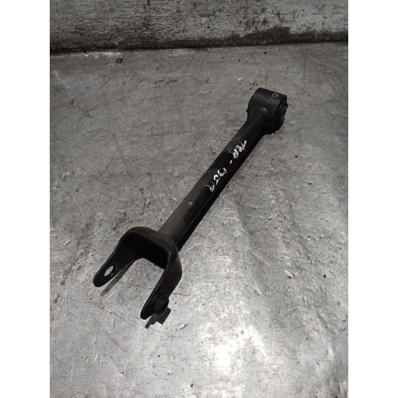 Recambio de brazo suspension superior trasero izquierdo para mazda 3 (bm, bn) 2.2 d referencia OEM IAM   