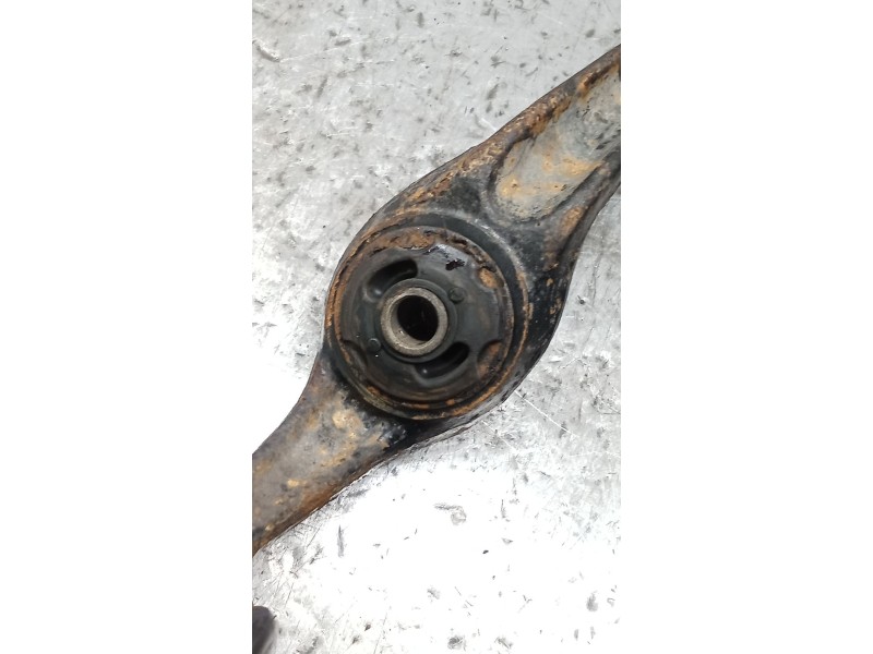 Recambio de brazo suspension inferior delantero izquierdo para peugeot 205 ii (20a/c) 1.7 diesel referencia OEM IAM   