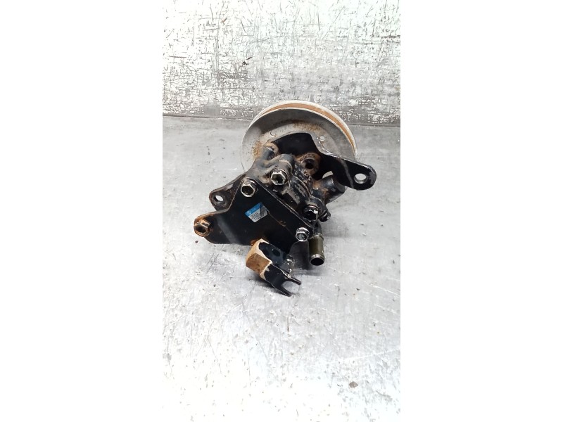 Recambio de bomba direccion para nissan terrano ii (r20) 2.7 td 4wd referencia OEM IAM 7F700  
