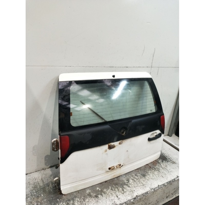 Recambio de porton trasero para nissan terrano ii (r20) 2.7 td 4wd referencia OEM IAM  3P VER FOTOS