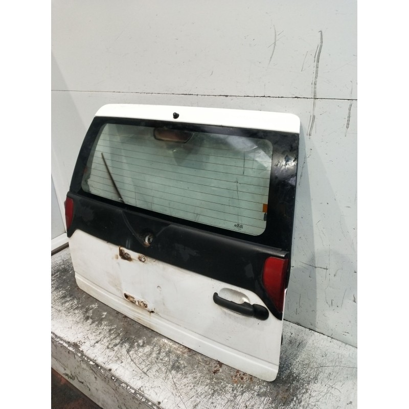 Recambio de porton trasero para nissan terrano ii (r20) 2.7 td 4wd referencia OEM IAM  3P VER FOTOS