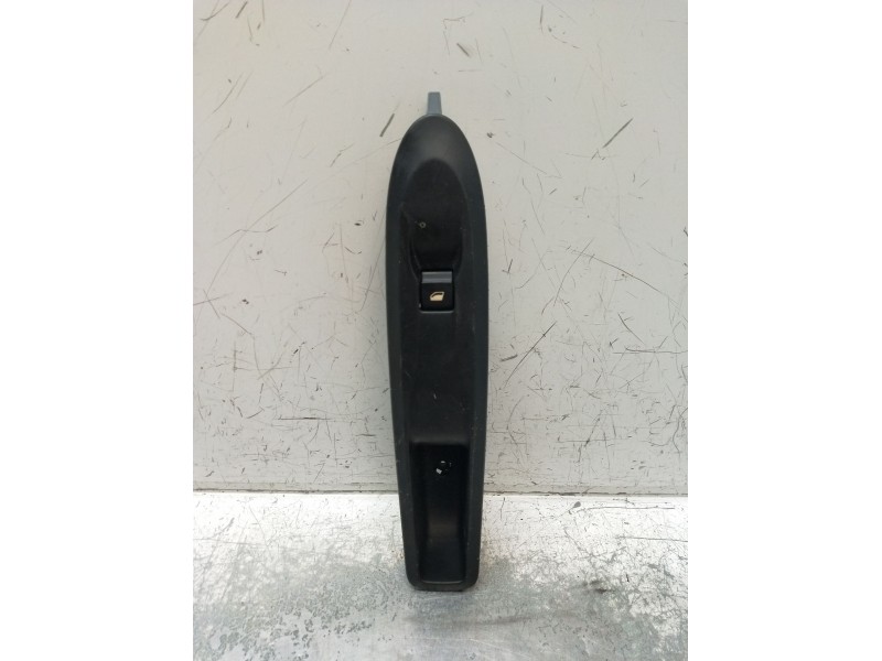 Recambio de mando elevalunas delantero izquierdo para citroën c4 ii (nc_) 1.2 thp 130 referencia OEM IAM 96657056ZD 529076433 28