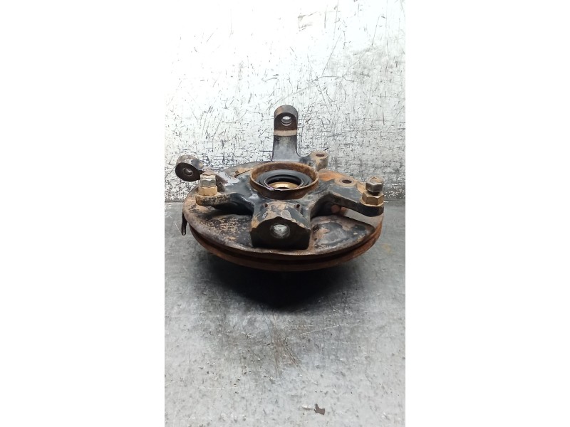 Recambio de mangueta delantera derecha para nissan terrano ii (r20) 2.7 td 4wd referencia OEM IAM   