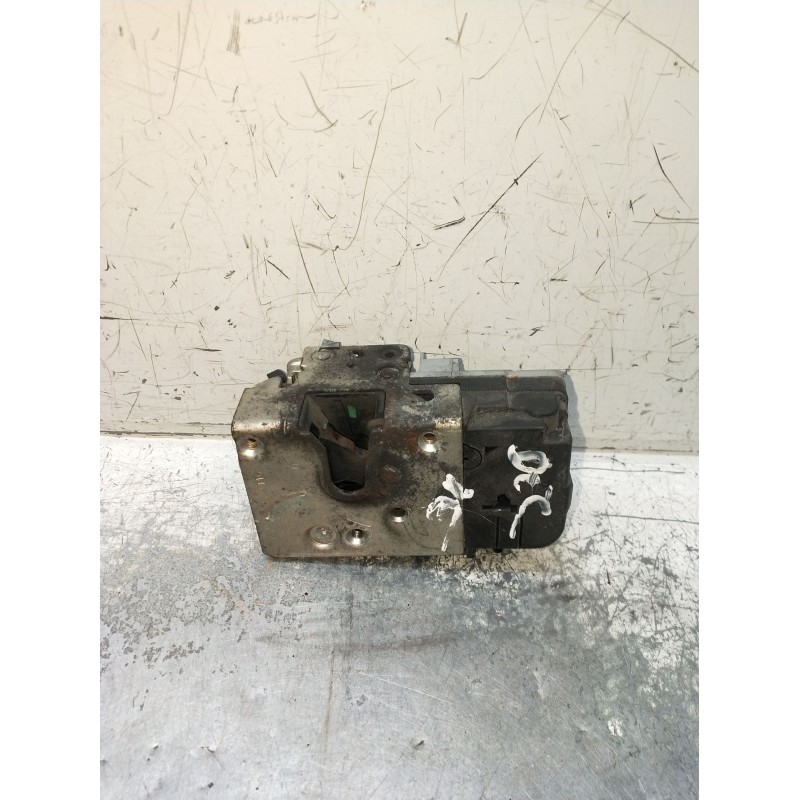 Recambio de motor cierre centralizado delantero derecho para peugeot 206+ (2l_, 2m_) 1.4 hdi eco 70 referencia OEM IAM  3P 