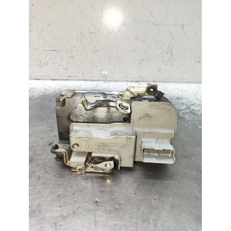 Recambio de motor cierre centralizado delantero derecho para peugeot 206+ (2l_, 2m_) 1.4 hdi eco 70 referencia OEM IAM  3P 