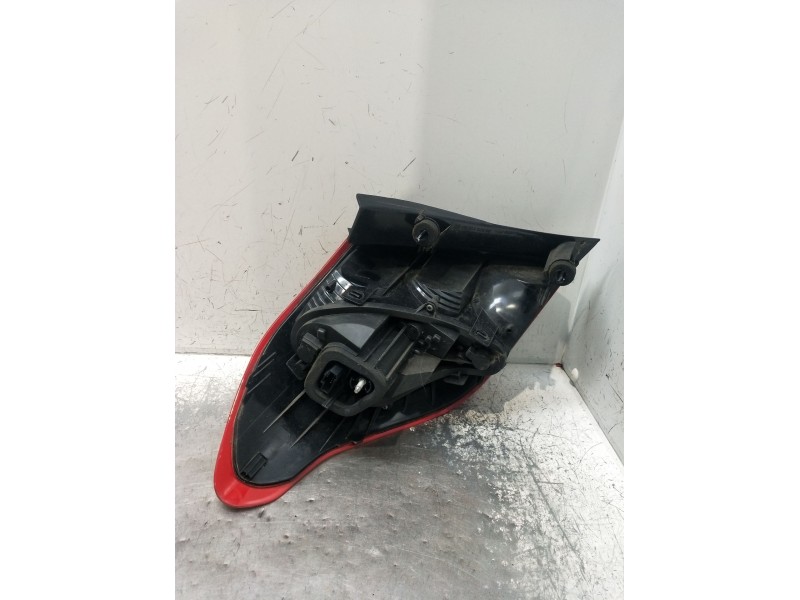 Recambio de piloto trasero derecho para citroën c4 ii (nc_) 1.2 thp 130 referencia OEM IAM 9687311980  