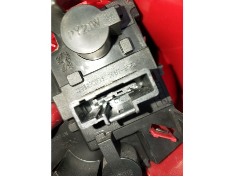 Recambio de piloto trasero izquierdo para peugeot 206+ (2l_, 2m_) 1.4 hdi eco 70 referencia OEM IAM   