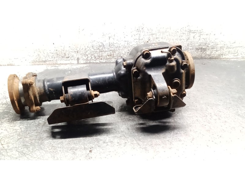 Recambio de diferencial delantero para nissan terrano ii (r20) 2.7 td 4wd referencia OEM IAM 38511G23007  