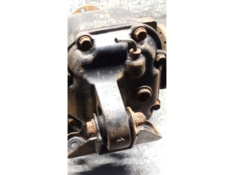 Recambio de diferencial delantero para nissan terrano ii (r20) 2.7 td 4wd referencia OEM IAM 38511G23007  