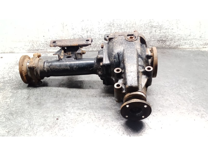 Recambio de diferencial delantero para nissan terrano ii (r20) 2.7 td 4wd referencia OEM IAM 38511G23007  