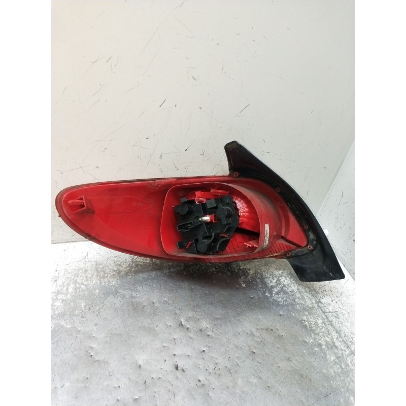 Recambio de piloto trasero derecho para peugeot 206+ (2l_, 2m_) 1.4 hdi eco 70 referencia OEM IAM   