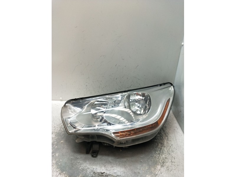 Recambio de faro izquierdo para citroën c4 ii (nc_) 1.2 thp 130 referencia OEM IAM 968730828004  