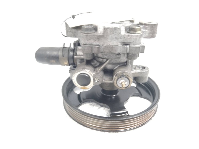 Recambio de bomba direccion para mitsubishi colt (cj0) 1.6 cat referencia OEM IAM   