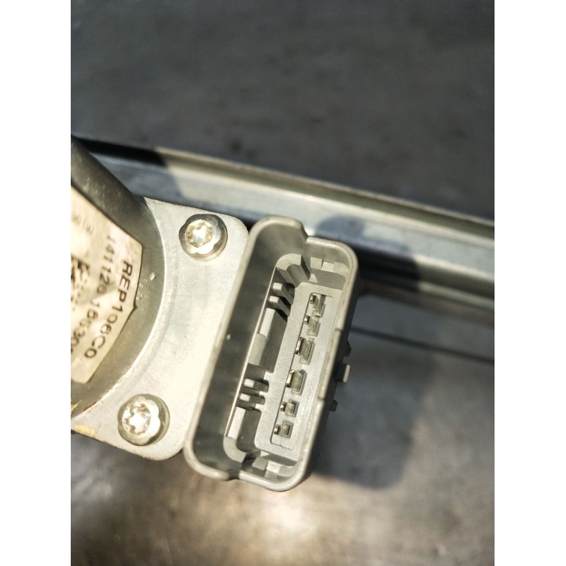 Recambio de elevalunas delantero izquierdo para citroën c4 ii (nc_) 1.2 thp 130 referencia OEM IAM 9802531980 5P 