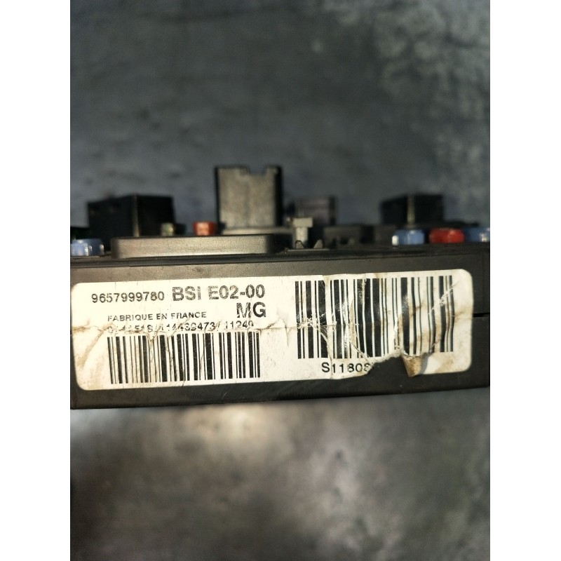 Recambio de caja reles / fusibles para peugeot 206+ (2l_, 2m_) 1.4 hdi eco 70 referencia OEM IAM 9657999780  