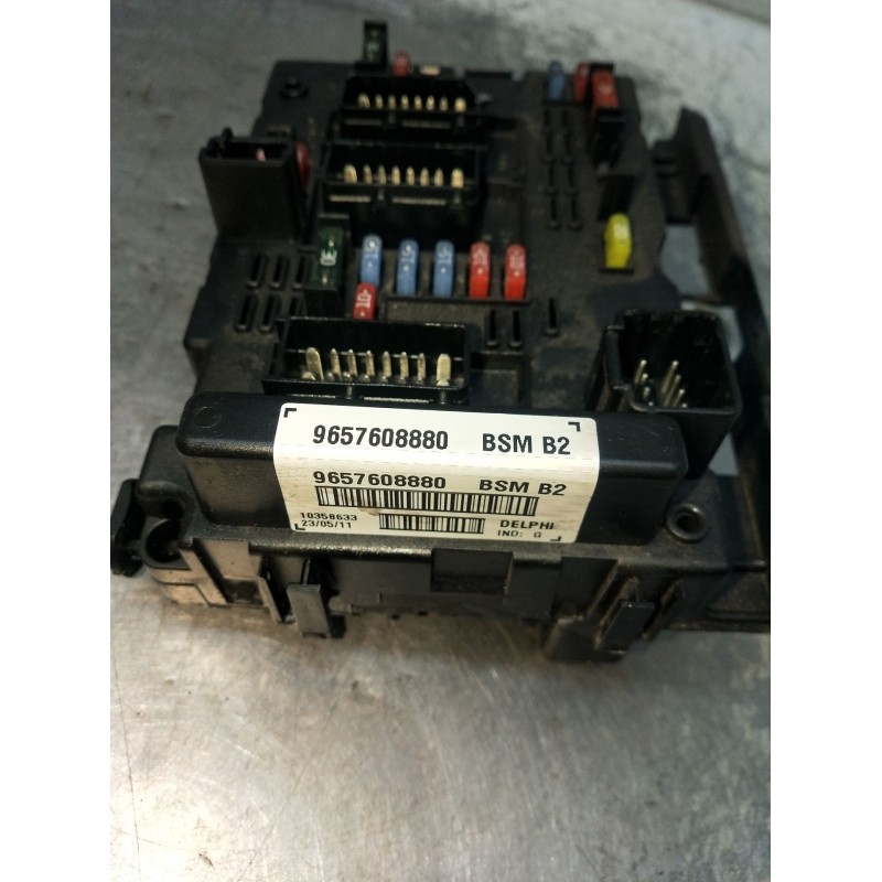 Recambio de caja reles / fusibles para peugeot 206+ (2l_, 2m_) 1.4 hdi eco 70 referencia OEM IAM 9657608880 10358633 BSMBI