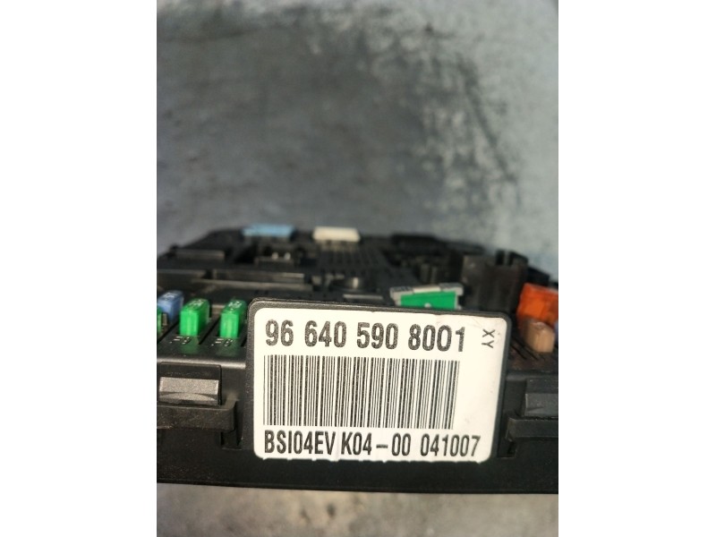 Recambio de caja reles / fusibles para citroën c4 grand picasso i (ua_) 2.0 hdi 138 referencia OEM IAM 966405908001 BSI04EVK0400